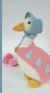 toy Duck - Jooniper Crochet