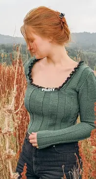 Morticia Sweater by Johanna Schütz